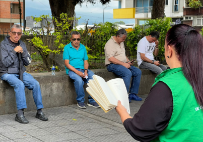 Armenia vivió una jornada de poesía al aire libre en el Parque Sucre