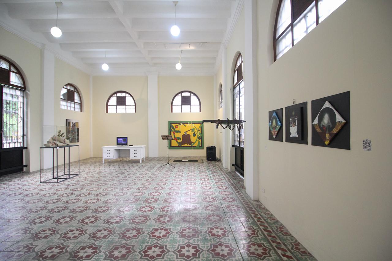 Afiche de Abierta convocatoria para el XXI Salón de Artistas Quindianos “Arte es Sano” Pluralidad de Saberes en las Artes Quindianas